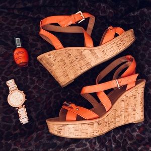 ✨Tommy Hilfiger CoralOrangeCork Wedges!
